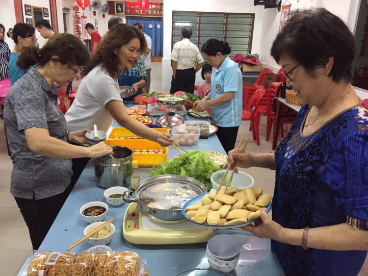 下霹雳惠安公会妇女组主办冬至庆团圆活动