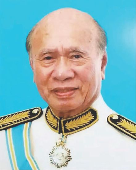 拿督斯里骆经宗太平局绅 DGPN,DSPN,DJN,PJK